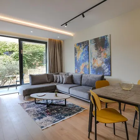 Daed Luxury Sarandë