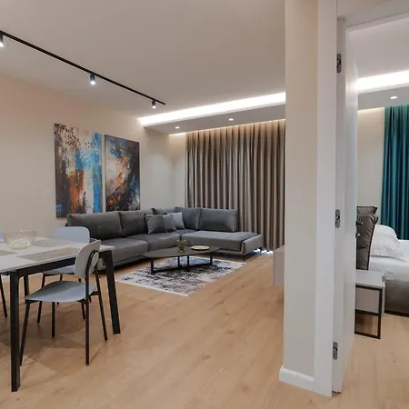 Daed Luxury Apartamento Sarandë